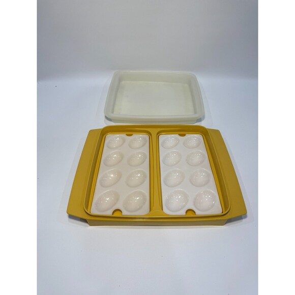 Vintage Tupperware Deviled Egg Keeper Carrier Tray Container Harvest Gold 723-4 - Picture 2 of 8